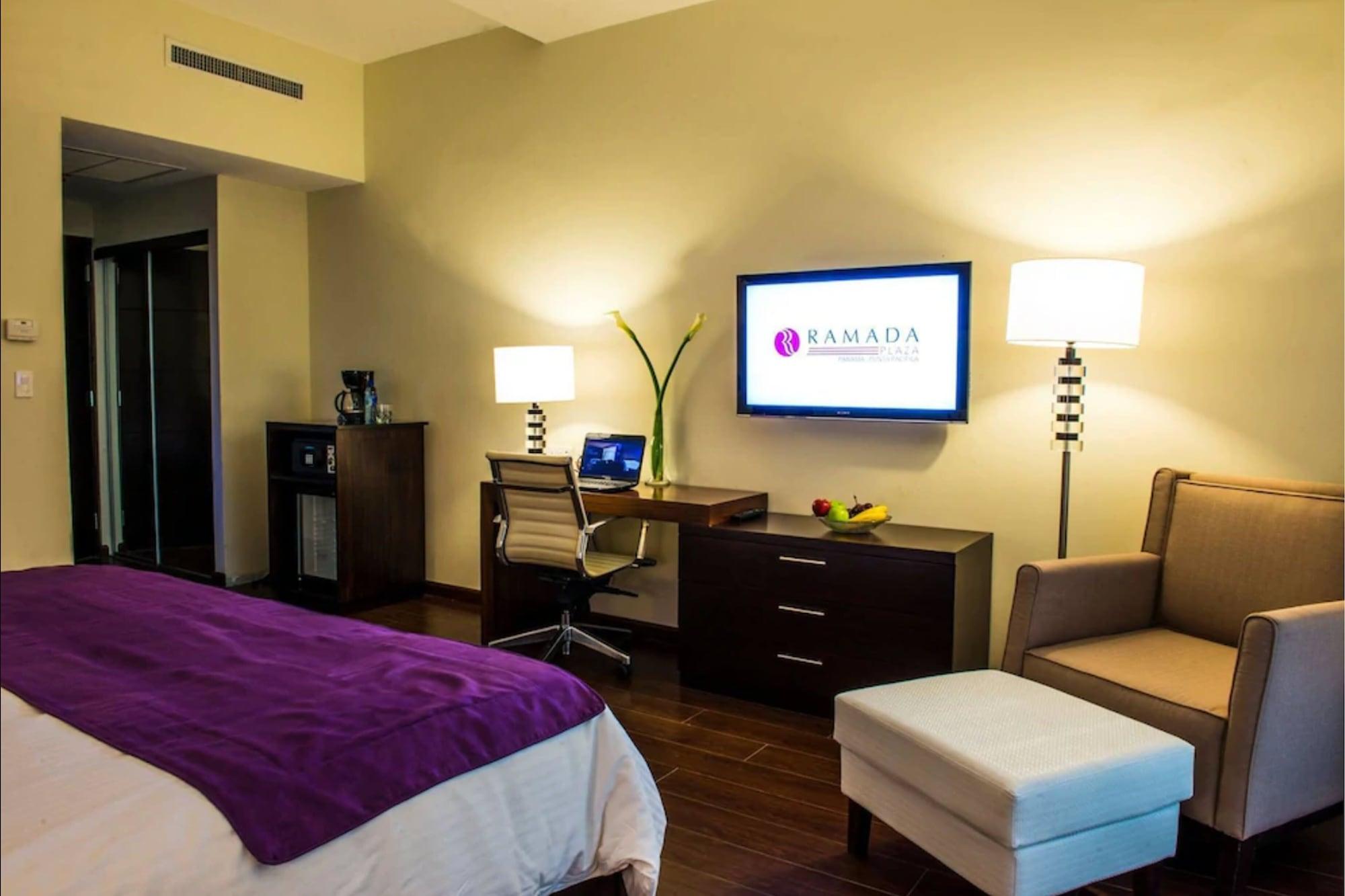 Ramada Plaza By Wyndham Panama Punta Pacifica Hotel Екстериор снимка