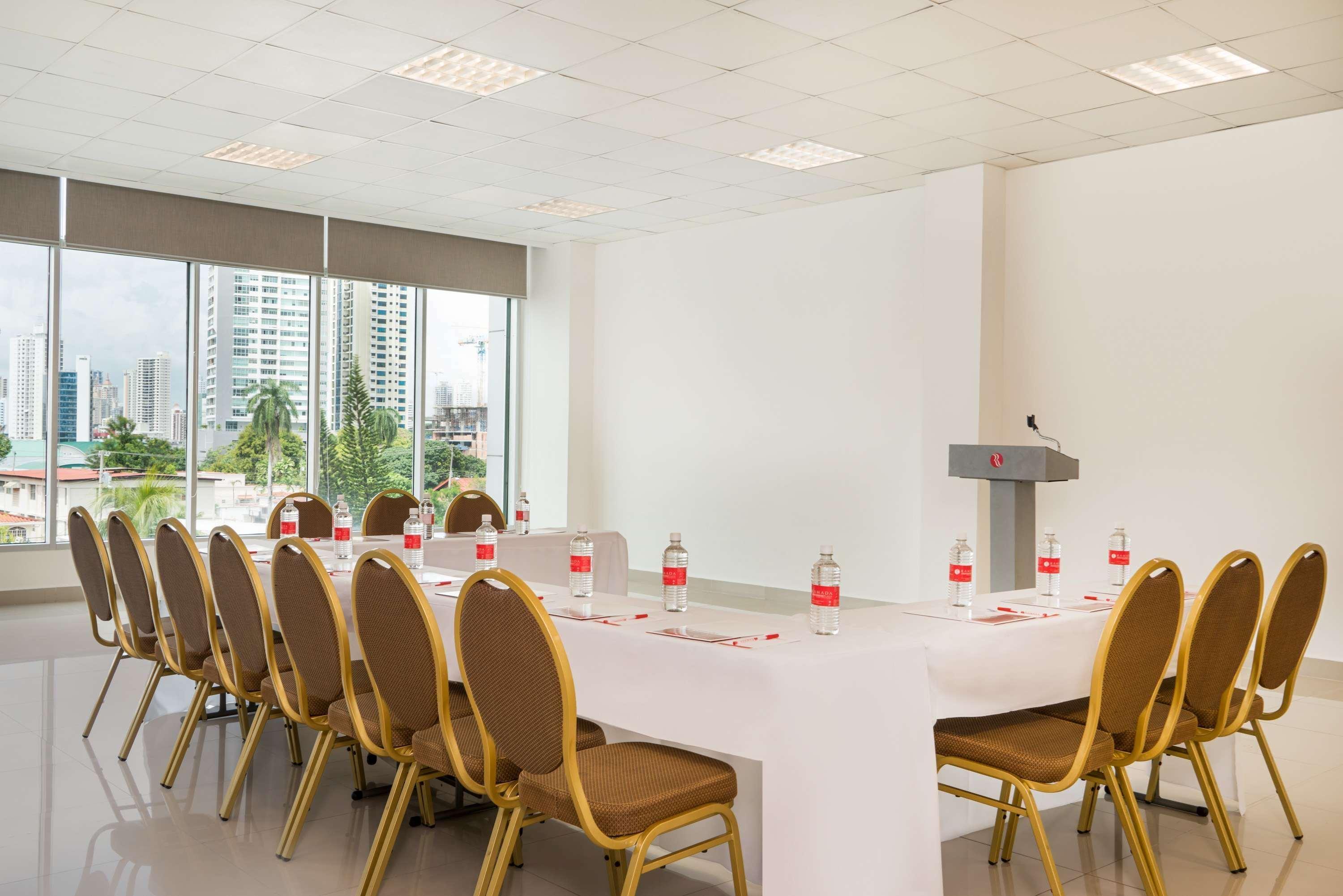 Ramada Plaza By Wyndham Panama Punta Pacifica Hotel Екстериор снимка